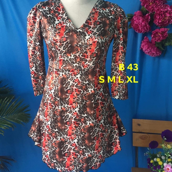 dresses - Picture 1 of 2